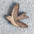 PIN'S EN BOIS - HIRONDELLE